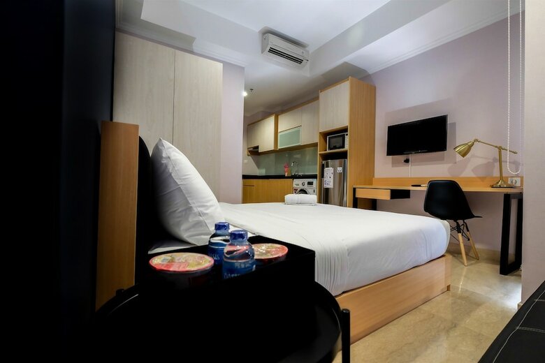 Comfortable Studio At Menteng Park Apartment