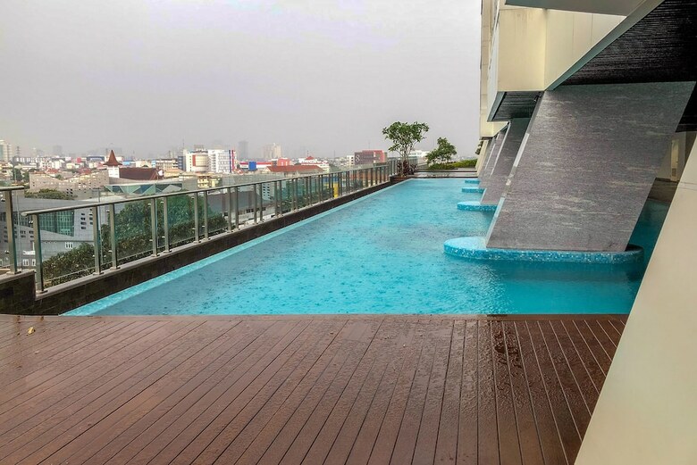 Comfortable Studio At Menteng Park Apartment
