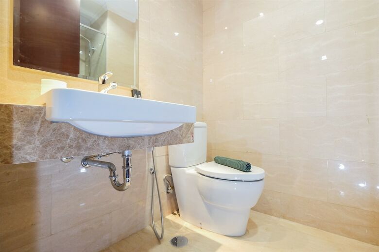 Comfortable Studio At Menteng Park Apartment