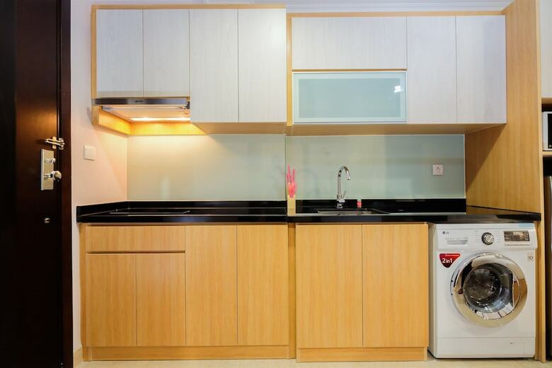Comfortable Studio At Menteng Park Apartment