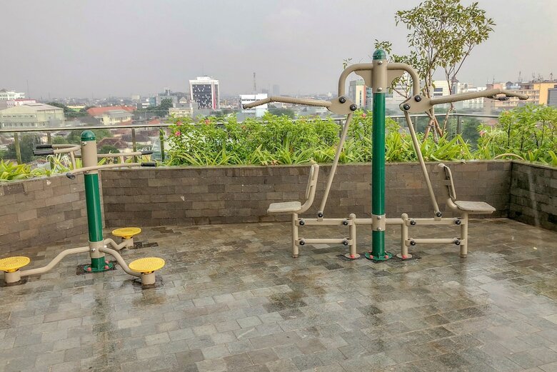 Comfortable Studio At Menteng Park Apartment