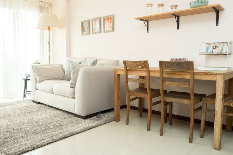 Homey 2br With Private Roof Garden Gateway Pasteur Apartment