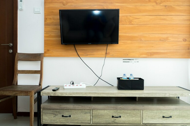 Homey 2br With Private Roof Garden Gateway Pasteur Apartment