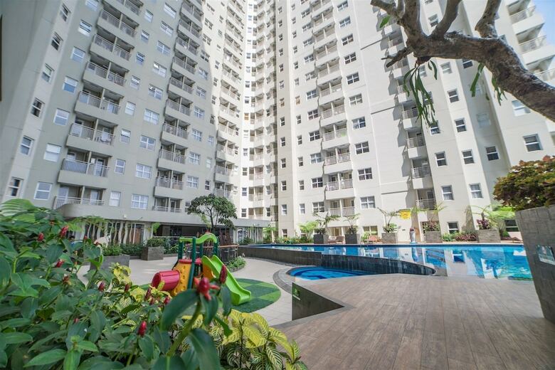 Elegant 2br Apartment At Parahyangan Residence