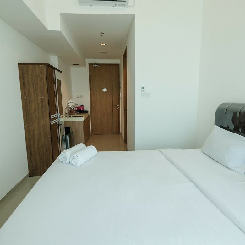 Fabulous Tree Park City Studio Apartment Near Ice Bsd