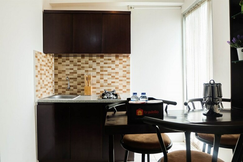 Simply Minimalist 2br Pancoran Riverside Apartment
