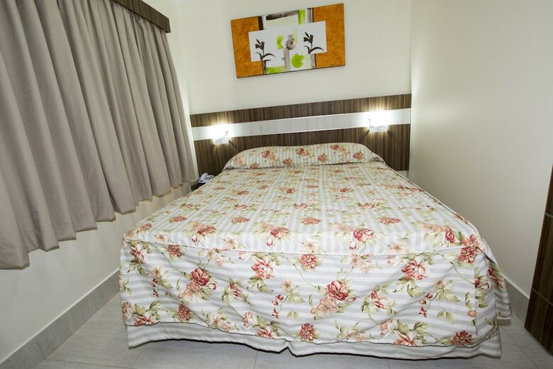 Aparthotel Lacqua II Via Lacqua Reservas