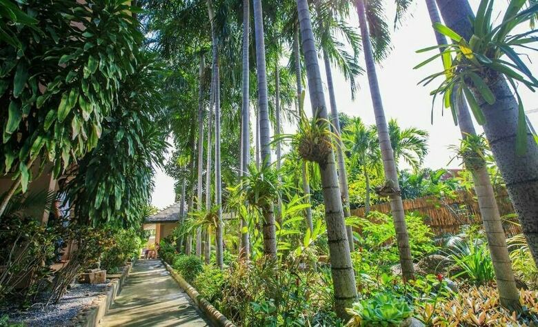 Meewaya Hotel
