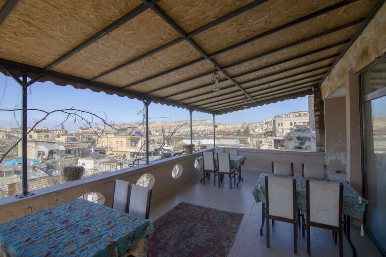 Hostal Kamelya Cave Hostel - Adults Only