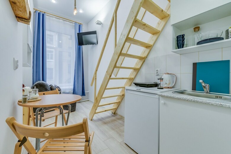 Tomi Apartments