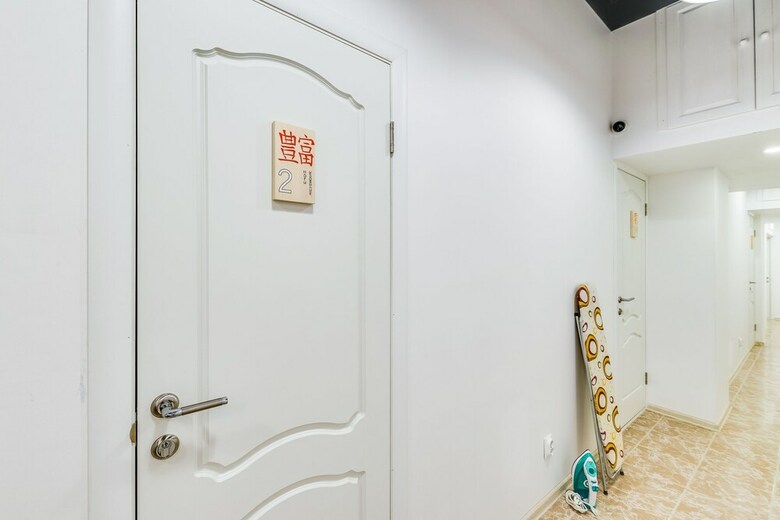 Tomi Apartments