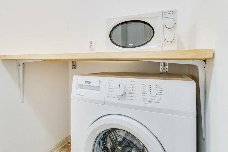 Tomi Apartments