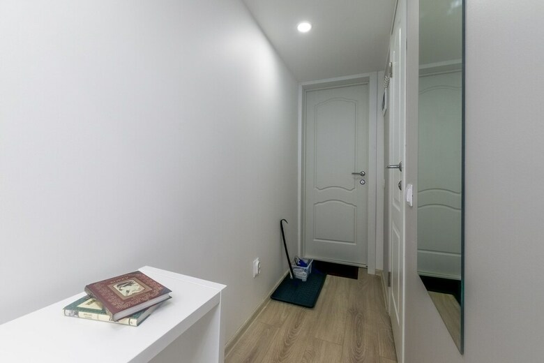 Tomi Apartments
