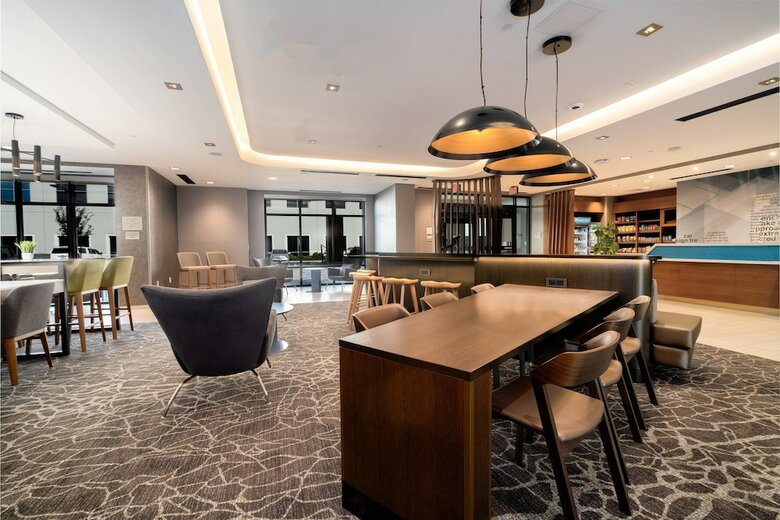 Hotel Springhill Suites By Marriott Oakland Airport