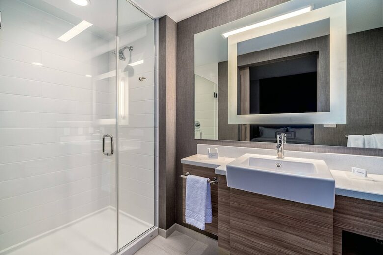 Hotel Springhill Suites By Marriott Oakland Airport