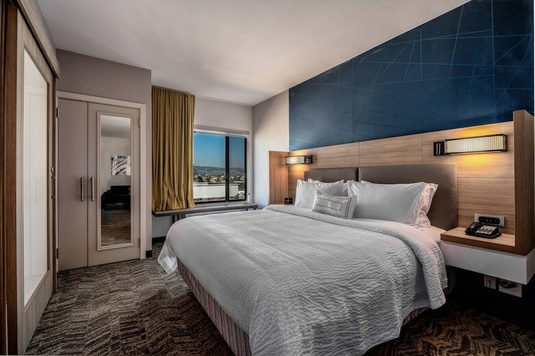 Hotel Springhill Suites By Marriott Oakland Airport