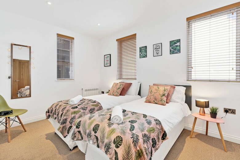 Apartamentos Seaview Heights-2 Bedroom Loft Style Apt