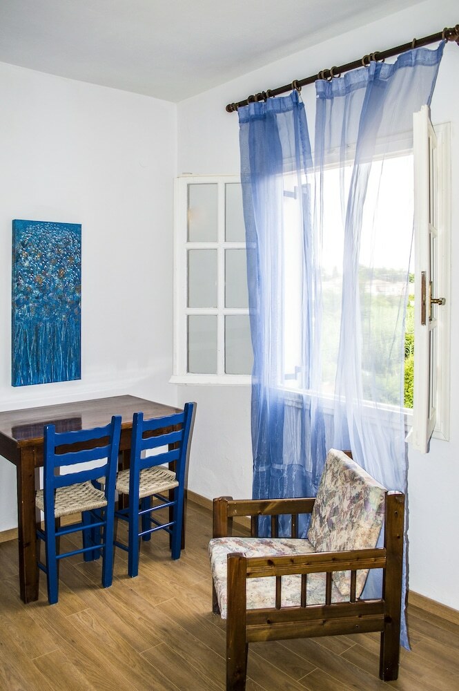 Residencia Folies Corfu Hotel Apartments