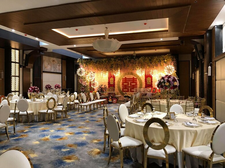 J7 Plaza Hotel