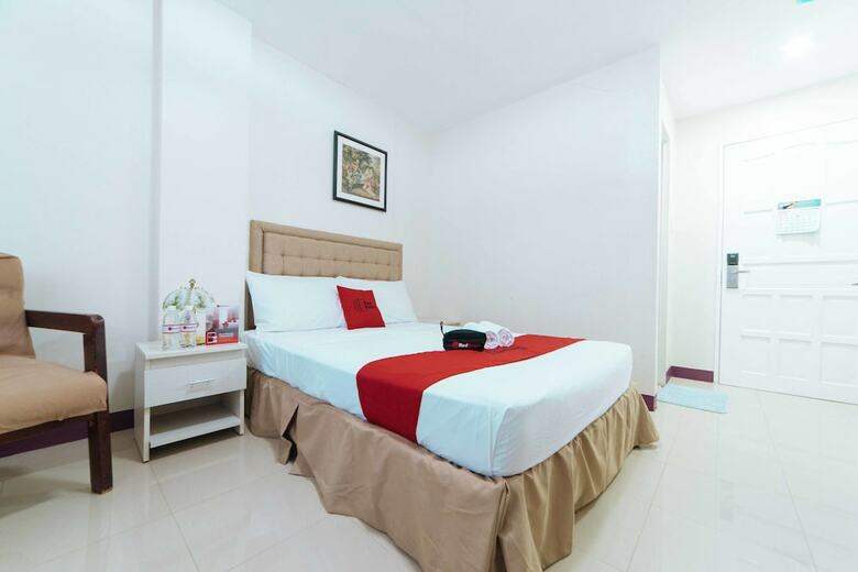 Hotel Reddoorz Plus @ Poblacion District Davao