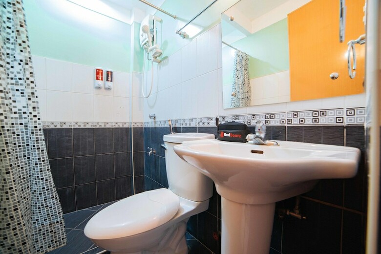 Hotel Reddoorz Plus @ Poblacion District Davao