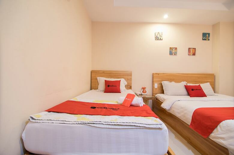 Hostal Reddoorz @ Bui Vien Walking Street - Hostel