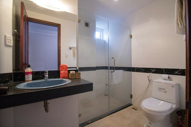 Hotel Reddoorz Near Hoa Lu Stadium
