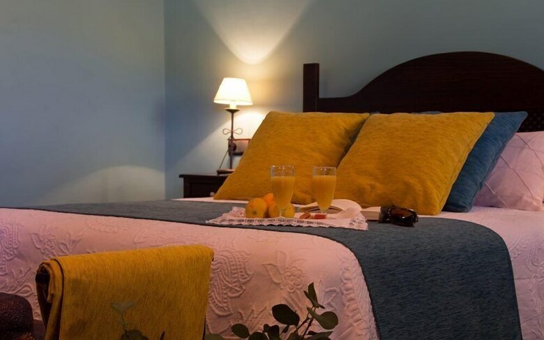 Mirlo Blanco Catoira Galicia Villas