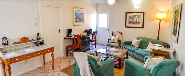 Hotel Sundune Guest House & Self Catering