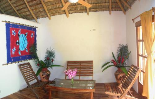 Sol Y Luna Lodge
