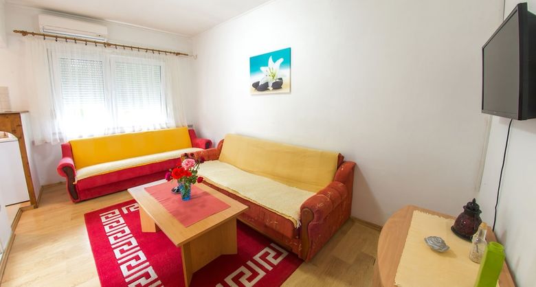 Apartments Tulipan