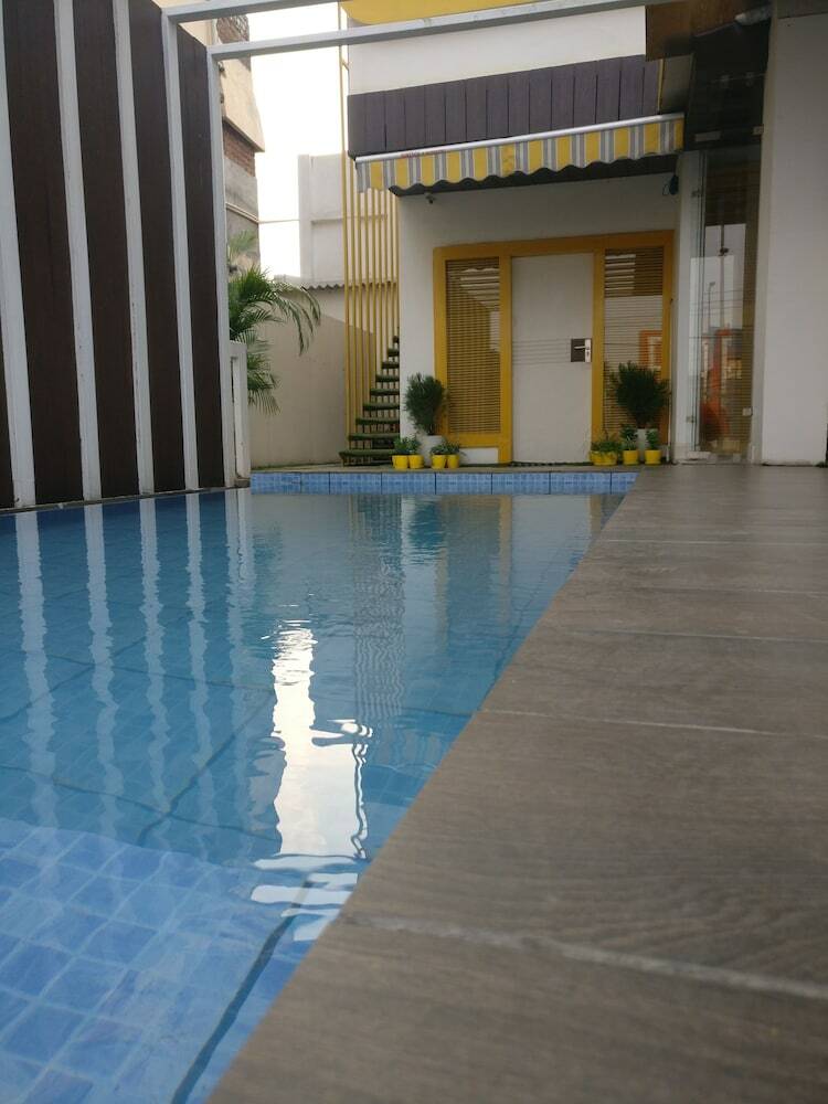Hotel Stay Inn