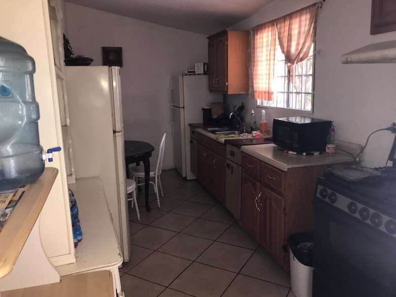 Hotel Casa de Hu�spedes Blanquita Consulado