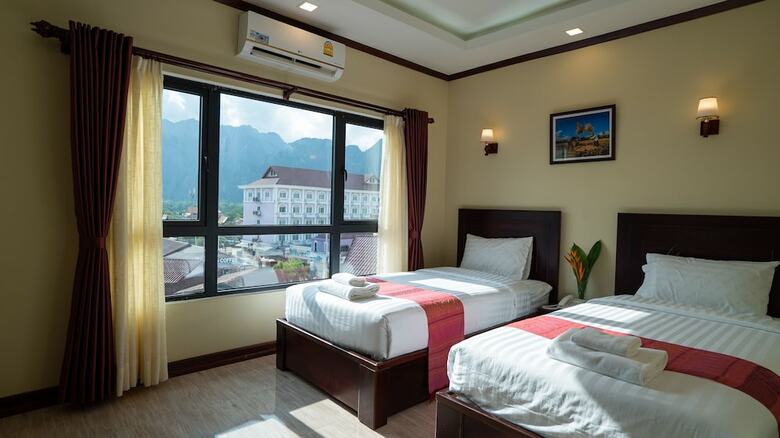 Pm Hotel