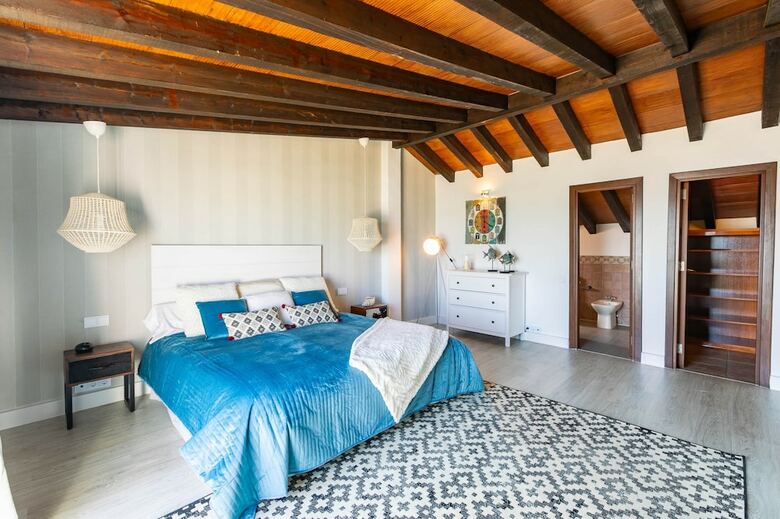 Apartamentos Mediterranean Hideaway