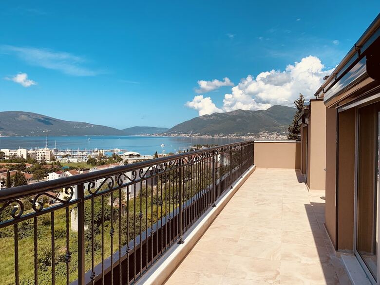Apartamentos Golden Eagle