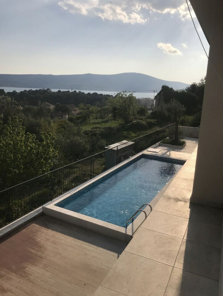 Apartamentos Golden Eagle