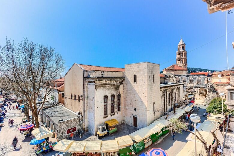 Apartamentos Palace Porta Argentea - Adults Only