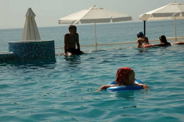 Marina Hotel-all Inclusive In Sunny Day Resort