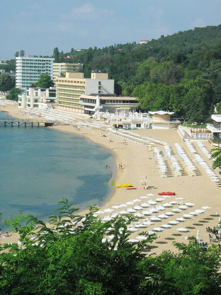 Marina Hotel-all Inclusive In Sunny Day Resort