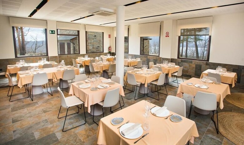 Villa Lucerna Sports & Hotel Resort
