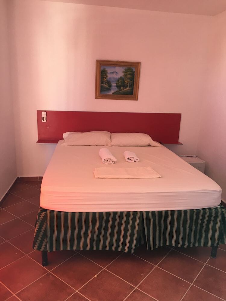 Hotel Apartments & Rooms Castello