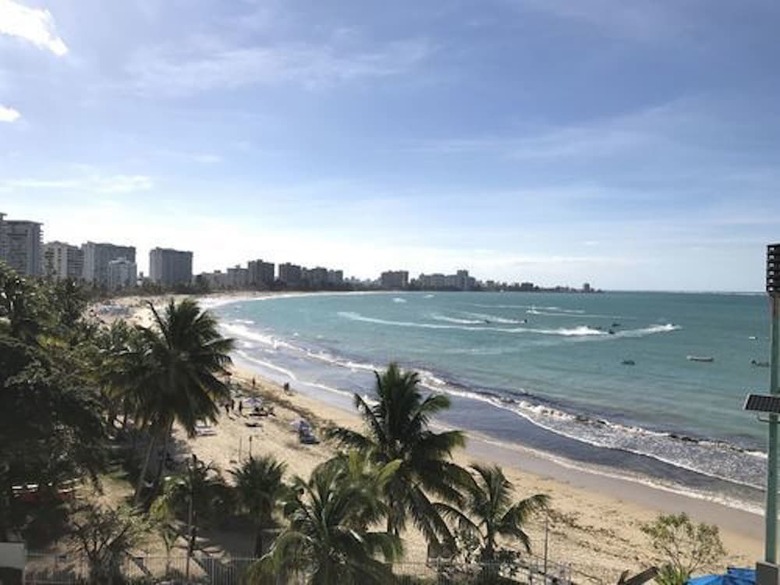 Apartamentos Cocomar Oceanview Condominium