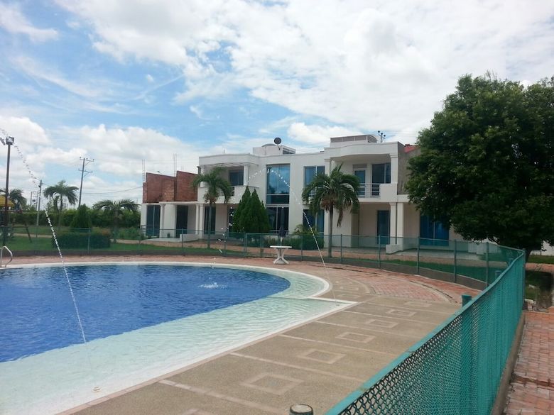 Hermosa Casa En Flandes Tolima