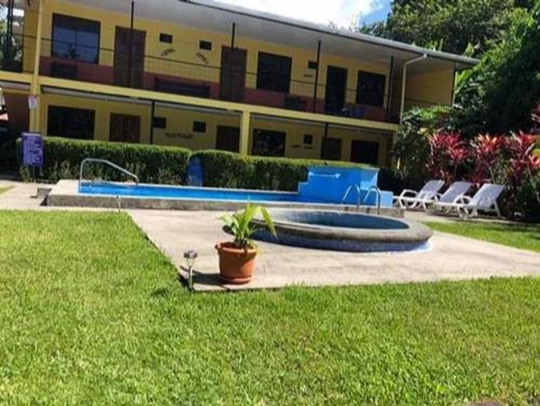 Apartamentos La Costa