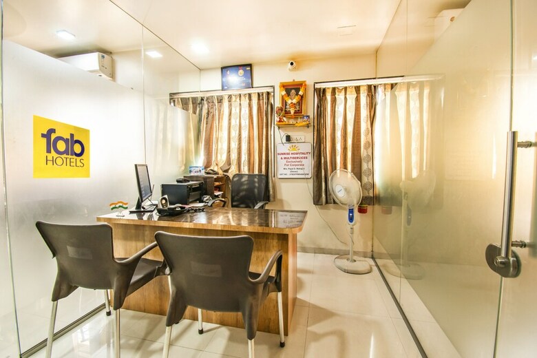 Fabhotel Suyog Inn