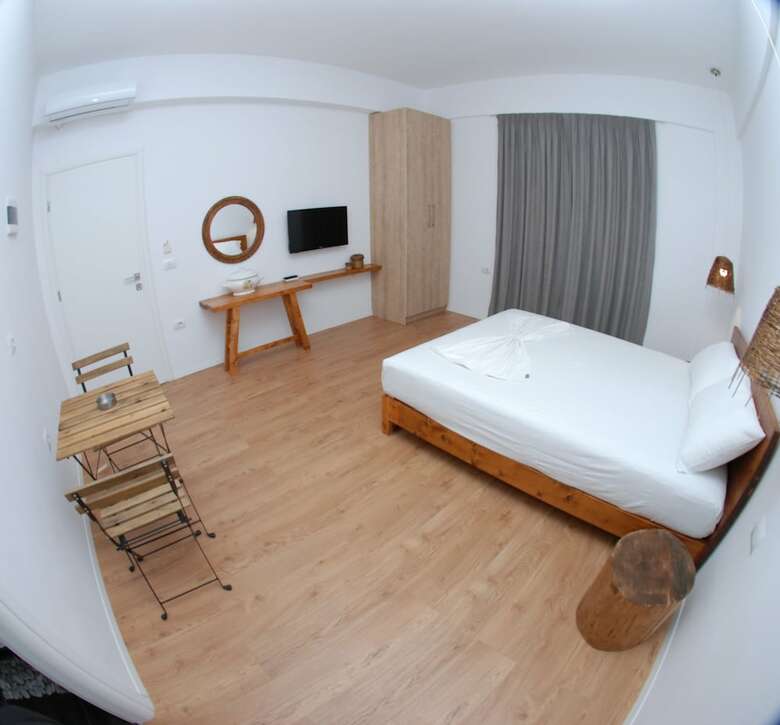 Hotel Kanes