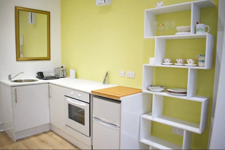 Comfortable Studio Apartment In Leith