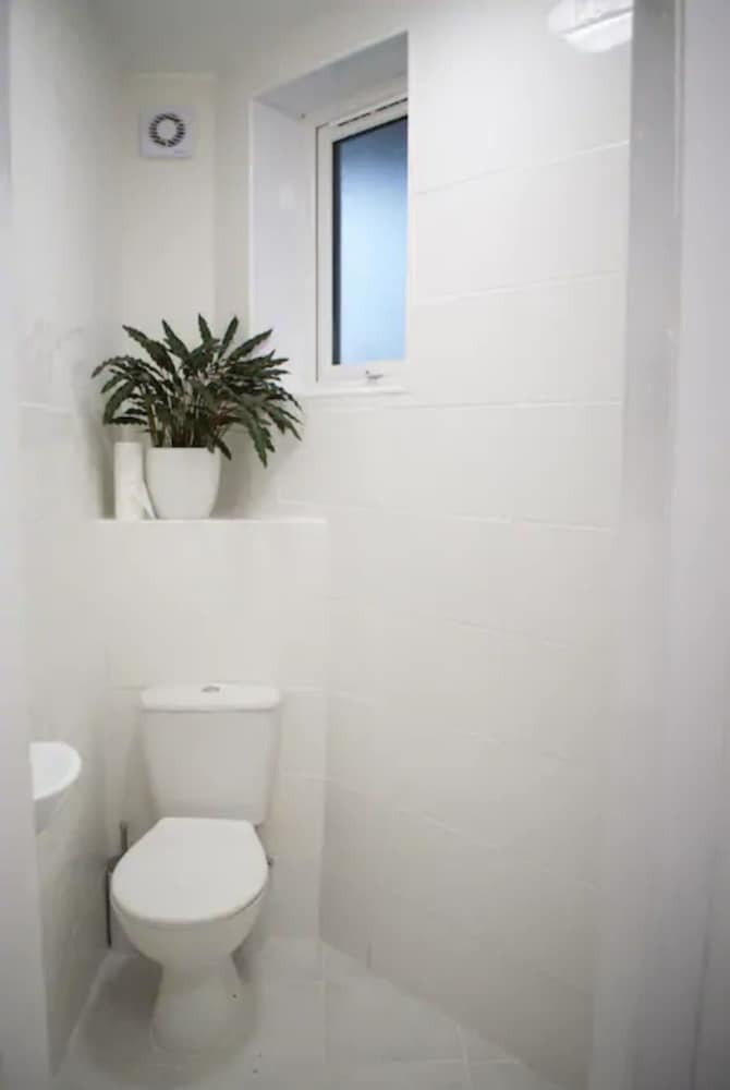 Comfortable Studio Apartment In Leith