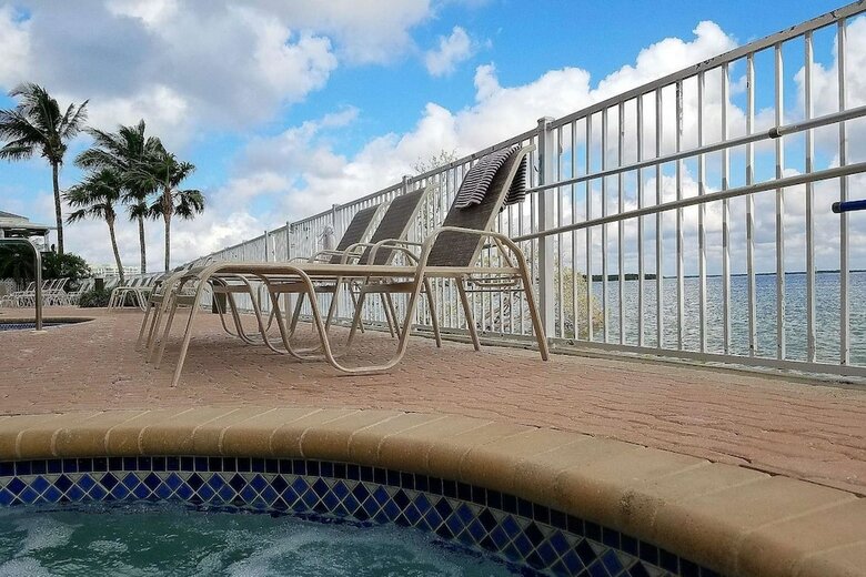 Lovers Key Resort 1205
